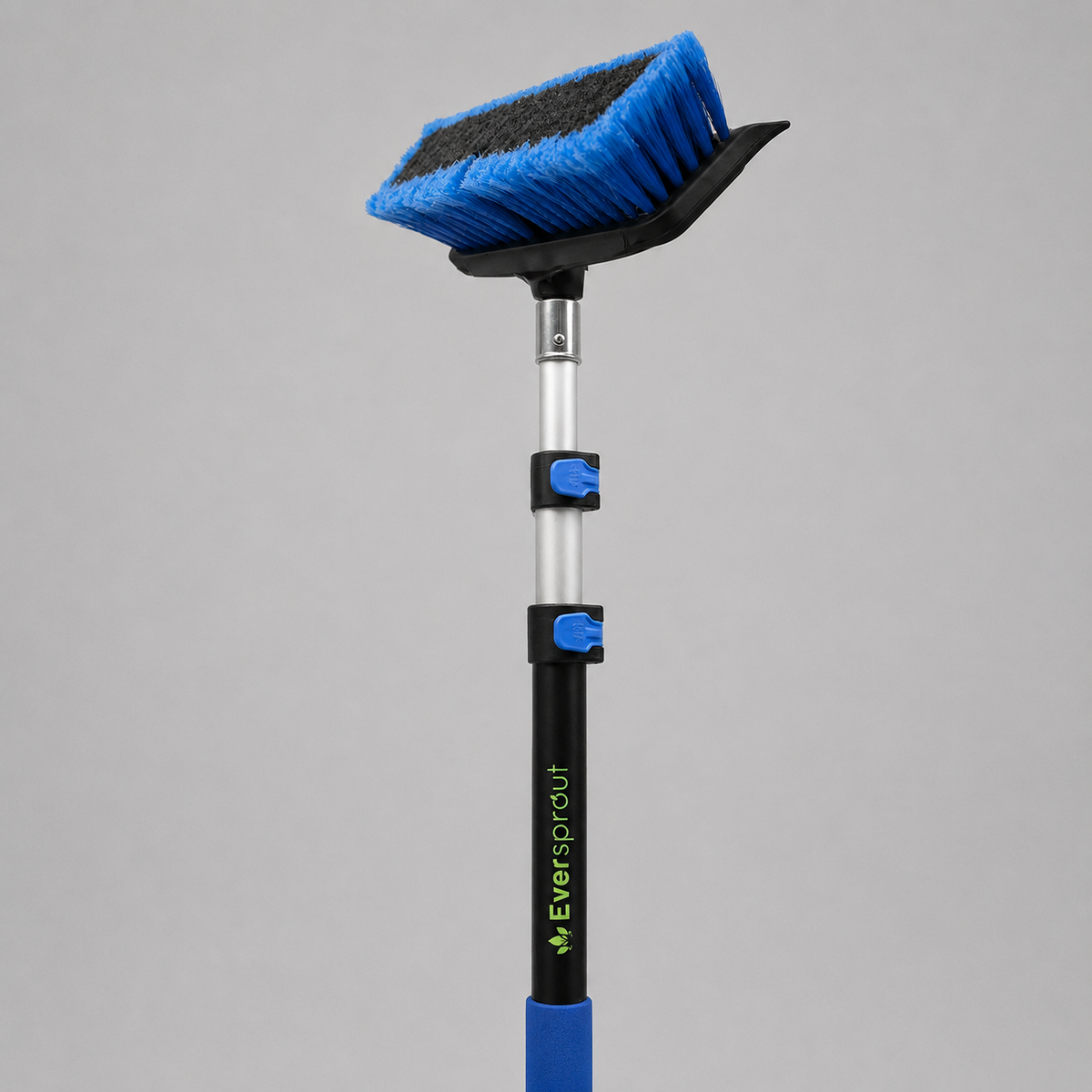 Scrub Brush + 3' Extension Pole